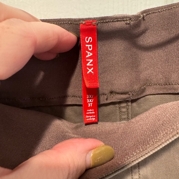 SPANX Brown Twill Shorts Size 3X - Picture 2 of 10